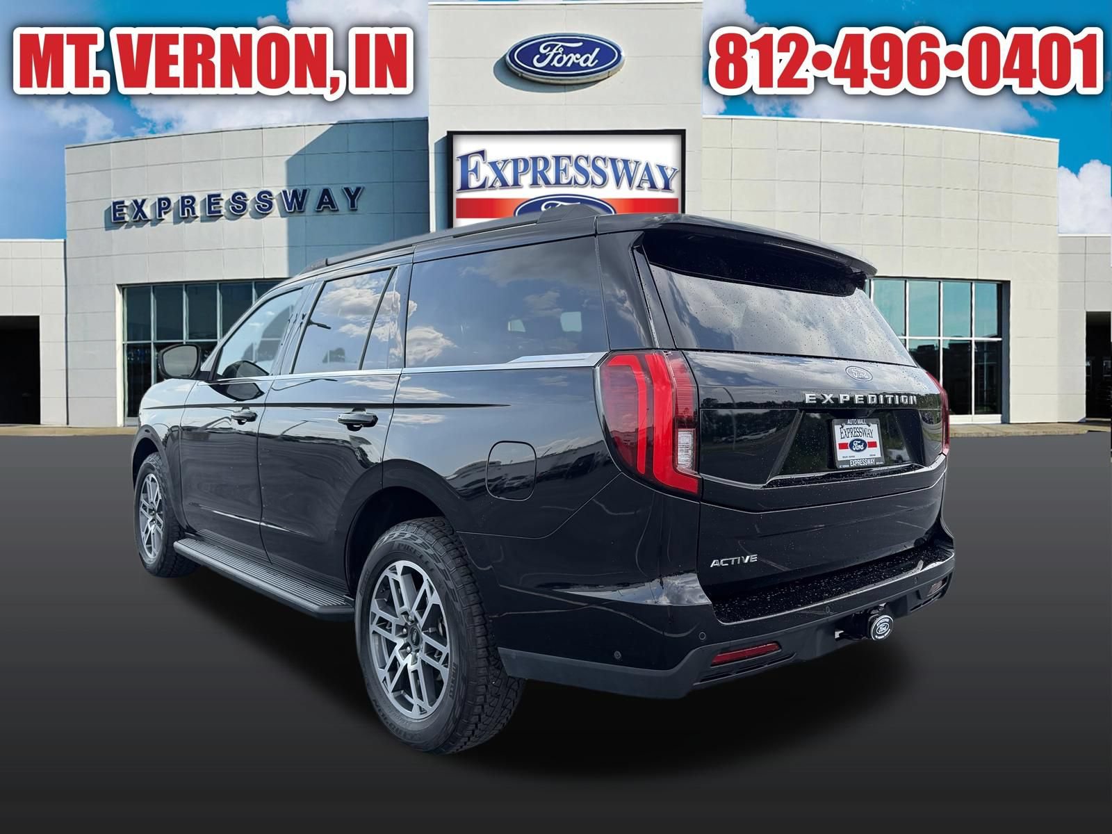 Used 2025 Ford Expedition Active AWD/4WD image 8
