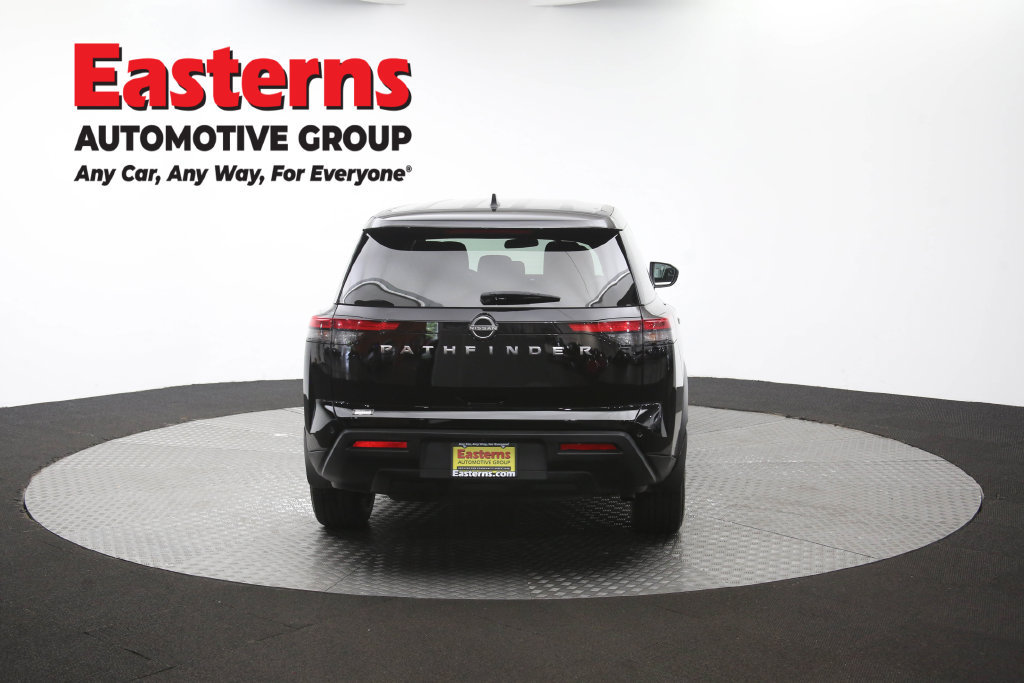 Used 2023 Nissan Pathfinder S AWD/4WD image 40
