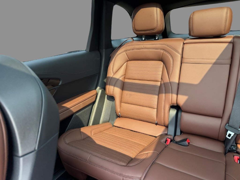 New 2026 Lincoln Nautilus Reserve AWD/4WD image 15