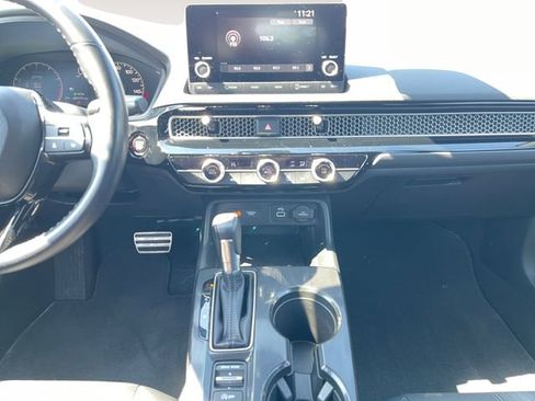 Used 2024 Honda Civic Sport image 11