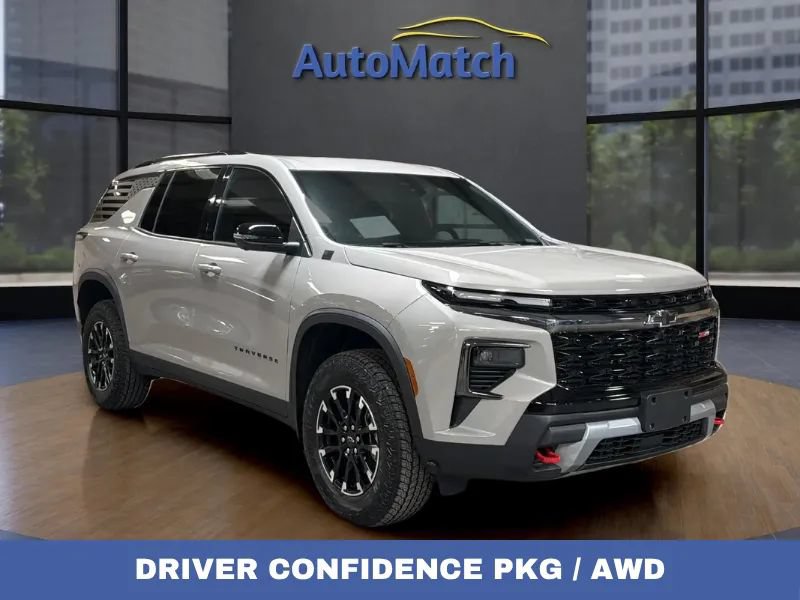Used 2026 Chevrolet Traverse Z71 w/ Driver Confidence Package AWD/4WD image 1