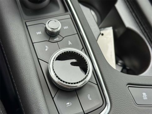 New 2025 Cadillac XT6 Premium Luxury image 26