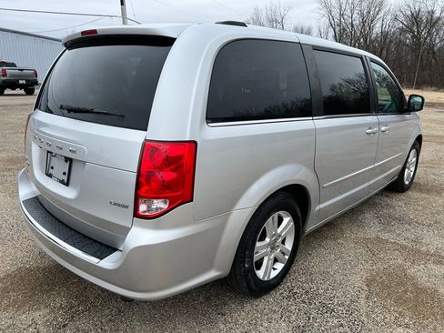 Used 2011 Dodge Grand Caravan Crew w/ Entertainment Group 1 image 3