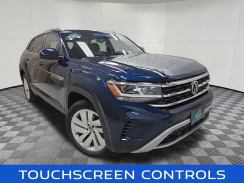 Used 2023 Volkswagen Atlas Cross Sport SE AWD/4WD image 3