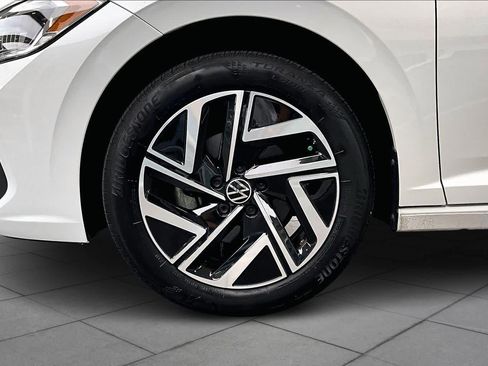 Used 2022 Volkswagen Jetta SEL image 10