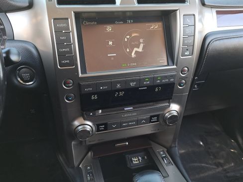 Used 2018 Lexus GX 460 Premium w/ Premium Package AWD/4WD image 27