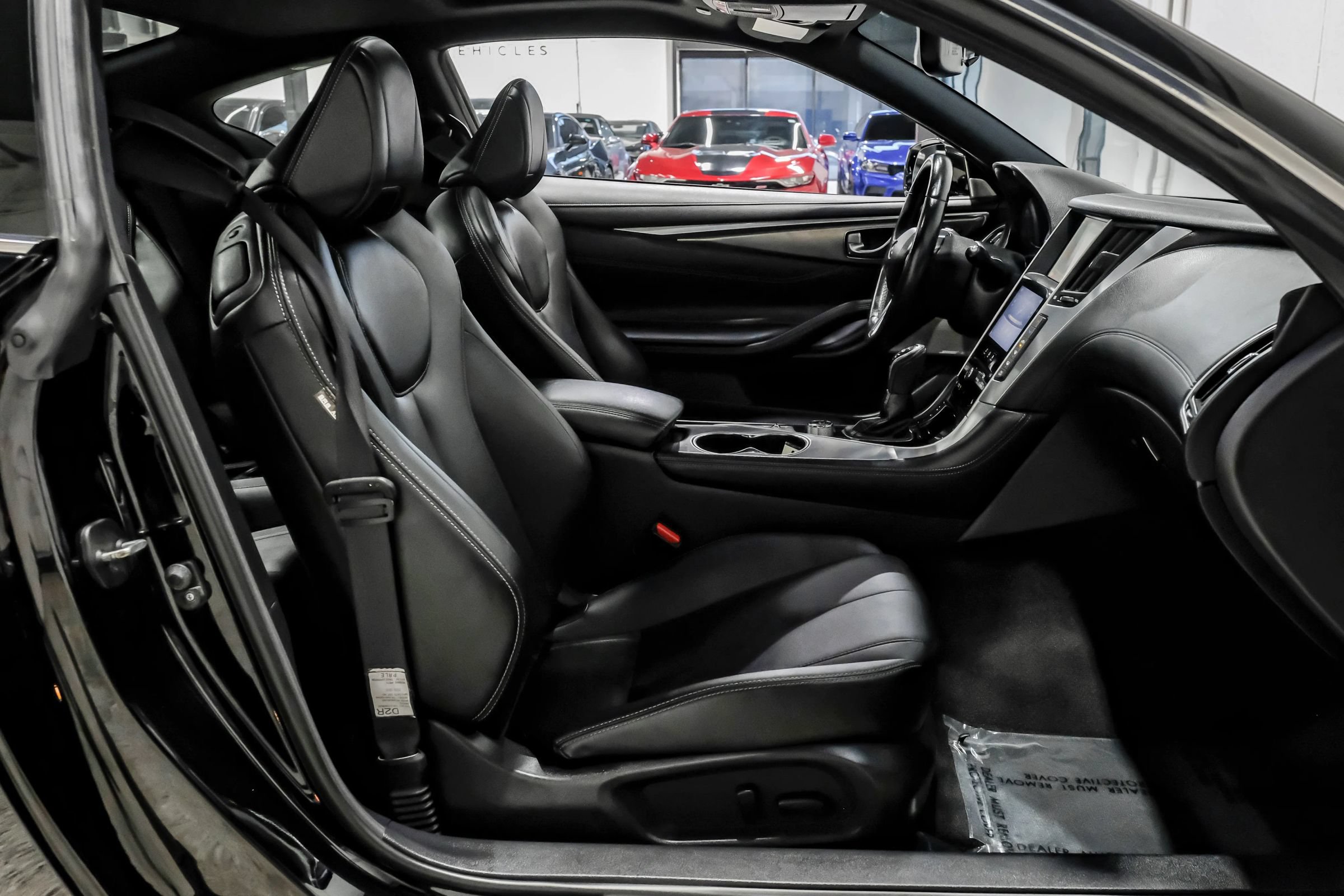 Used 2017 INFINITI Q60 3.0t w/ Premium Plus Package 3.0T AWD/4WD image 43