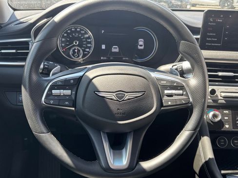 Used 2025 Genesis G70 2.5T AWD/4WD image 27