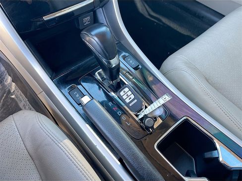 Used 2016 Honda Accord EX-L image 16