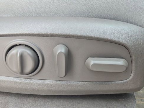 Used 2019 Chevrolet Traverse Premier image 49