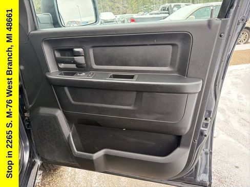 Used 2017 RAM 1500 Express AWD/4WD image 33