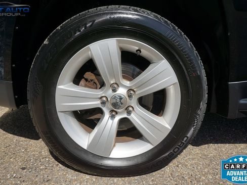 Used 2015 Jeep Compass Latitude AWD/4WD image 13