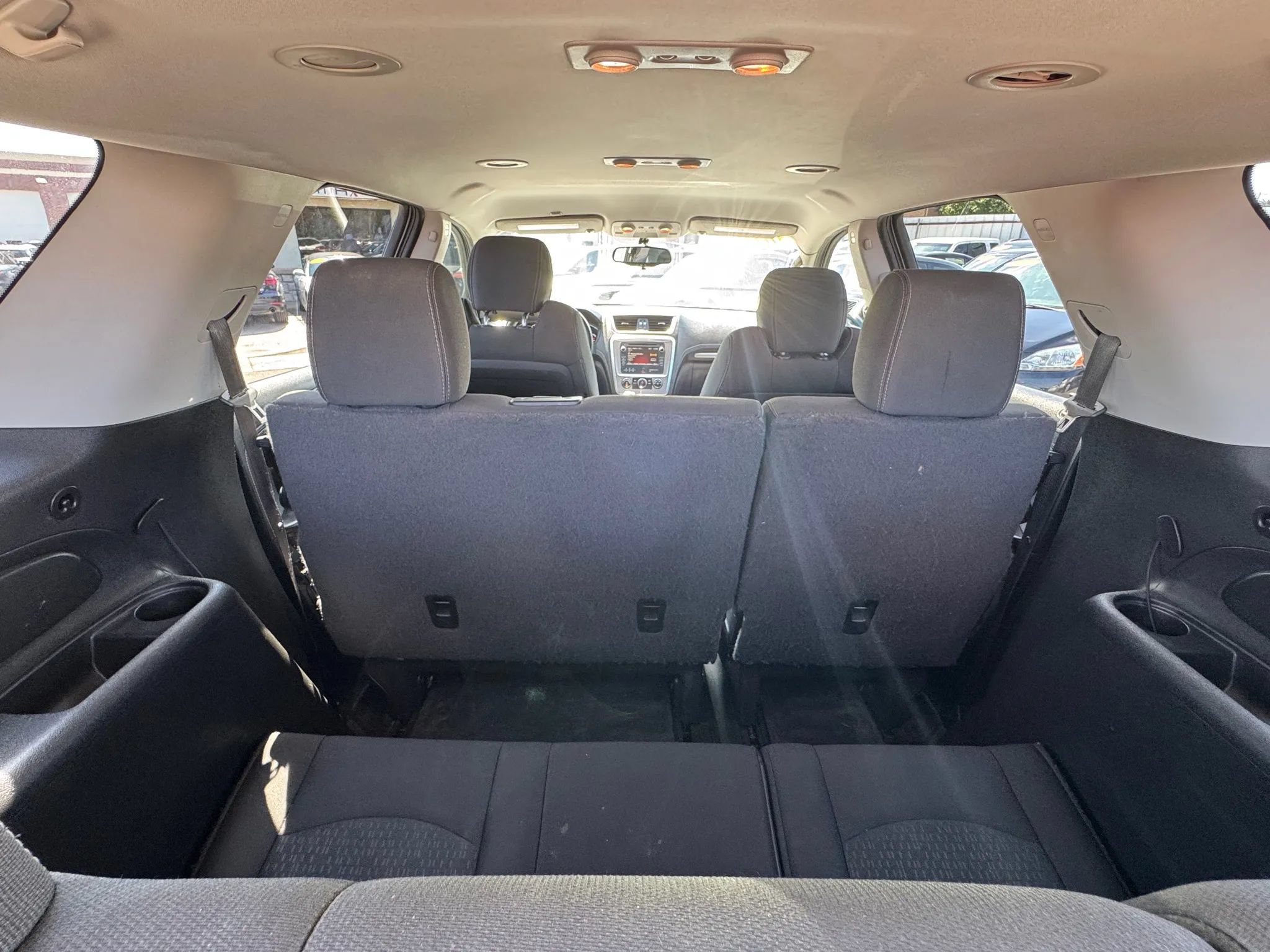 Used 2016 GMC Acadia SLE FWD image 24