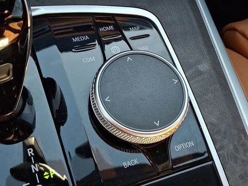 Certified 2022 BMW X5 xDrive40i w/ Premium Package image 25