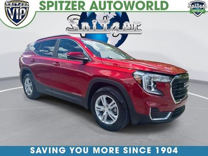 Used 2022 GMC Terrain SLE w/ Driver Convenience Package
