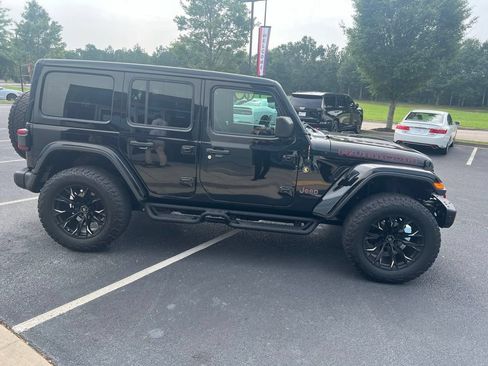 Used 2019 Jeep Wrangler Unlimited Rubicon AWD/4WD image 5