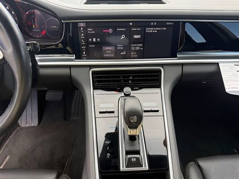 Used 2018 Porsche Panamera 4 AWD/4WD image 24