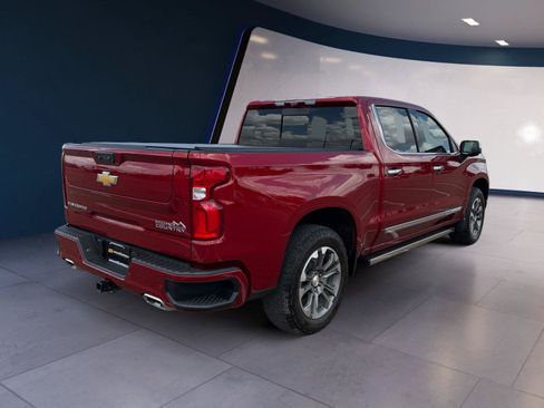 Used 2025 Chevrolet Silverado 1500 High Country AWD/4WD image 5