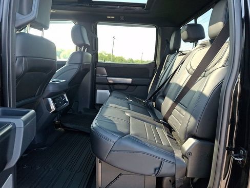 Used 2026 Ford F450 Platinum w/ FX4 Off-Road Package AWD/4WD image 10
