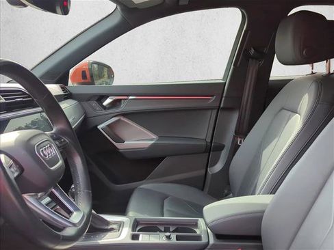 Used 2023 Audi Q3 2.0T Premium image 10