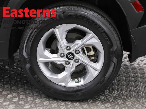 Used 2023 Hyundai Tucson SE image 32