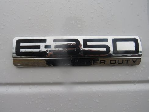 Used 2023 Ford E-350 and Econoline 350 Super Duty w/ Power Windows & Locks Group image 29