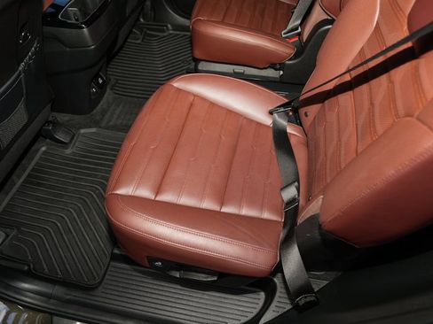 Used 2023 Kia Telluride SX Prestige AWD/4WD image 31