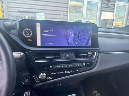 Used 2023 Lexus ES 350 F Sport image 15