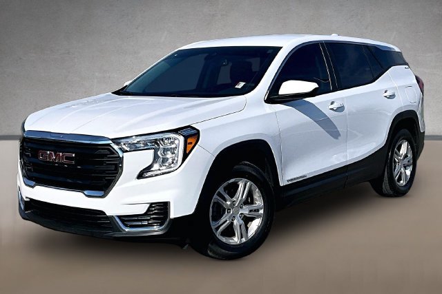 Used 2023 GMC Terrain SLE FWD image 1