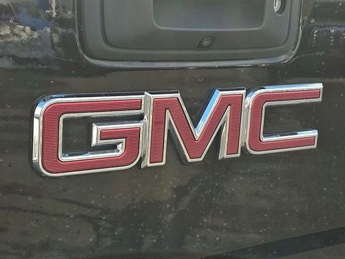 Used 2018 GMC Sierra 1500 SLT image 31
