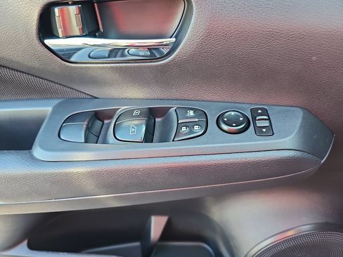 Used 2024 Nissan Kicks SV FWD image 26
