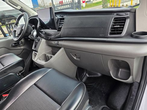 Used 2022 Ford Transit 350 Medium Roof image 18