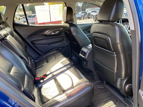 Certified 2022 GMC Terrain SLT w/ LPO, Floor Liner Package image 13