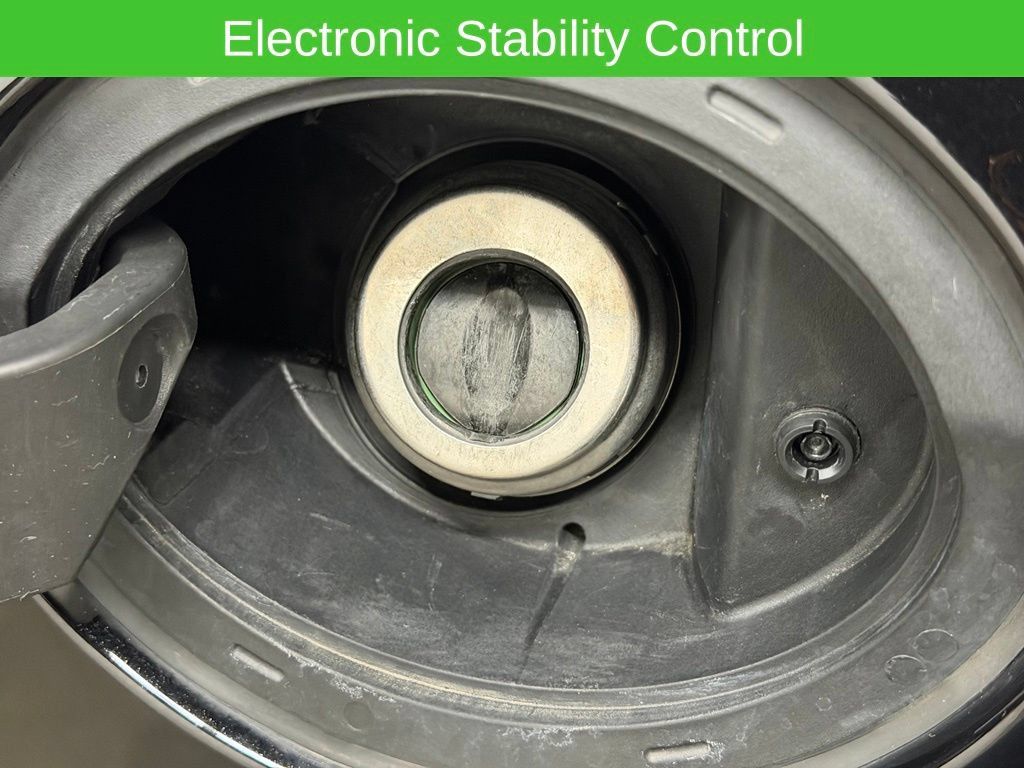 Used 2025 Chrysler Pacifica Select FWD image 20