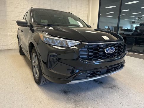 Used 2024 Ford Escape ST-Line w/ Tech Pack #1 image 35