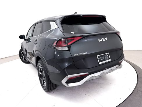 Certified 2024 Kia Sportage LX FWD image 6