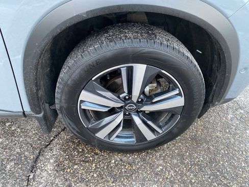 Used 2023 Nissan Rogue Platinum w/ Platinum Premium Package image 15