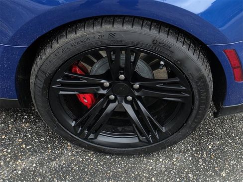 Used 2022 Chevrolet Camaro ZL1 image 35
