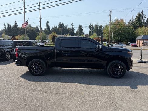 Used 2019 Chevrolet Silverado 1500 High Country w/ High Country Premium Package AWD/4WD image 9
