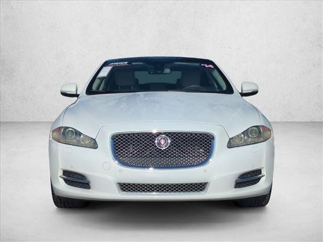 Used 2014 Jaguar XJ L Portfolio RWD image 2