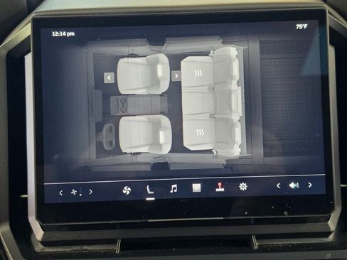 Used 2024 Tesla Cybertruck AWD Crew Cab image 22