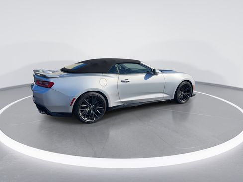 Used 2017 Chevrolet Camaro ZL1 image 9