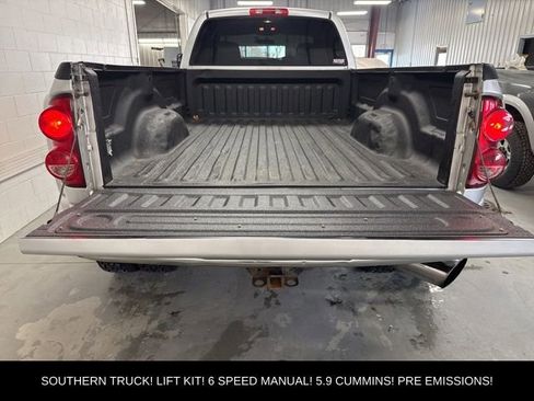 Used 2007 Dodge Ram 3500 Truck SLT image 8