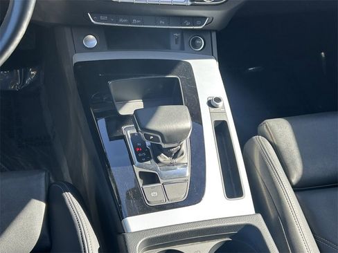 Used 2025 Audi Q5 2.0T Premium image 20
