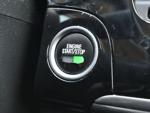 Used 2018 Buick Encore Preferred FWD image 19