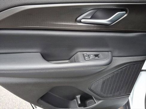 Certified 2023 Jeep Grand Cherokee Laredo image 19