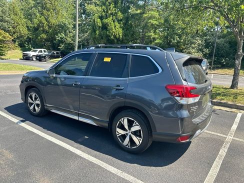 Used 2021 Subaru Forester Touring AWD/4WD image 6