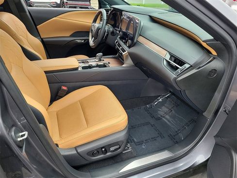 Used 2023 Lexus RX 350 Premium w/ Accessory Package (Z1) image 15