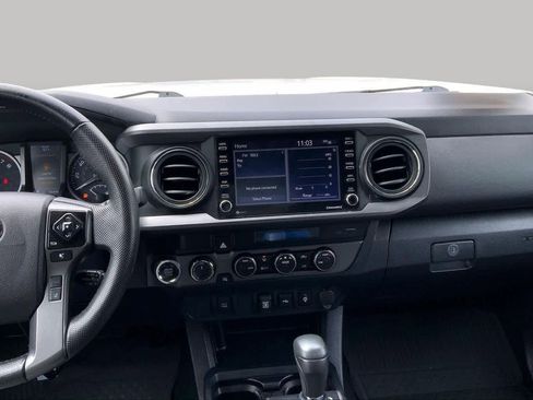 Used 2023 Toyota Tacoma TRD Off-Road AWD/4WD image 6