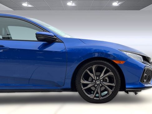 Used 2018 Honda Civic Sport Touring image 36